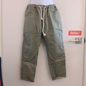 Women's 7/8 Casual Pants in Avocado (S)